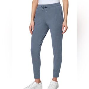MONDETTA BLUE-Gray Jogger Pants Size M
